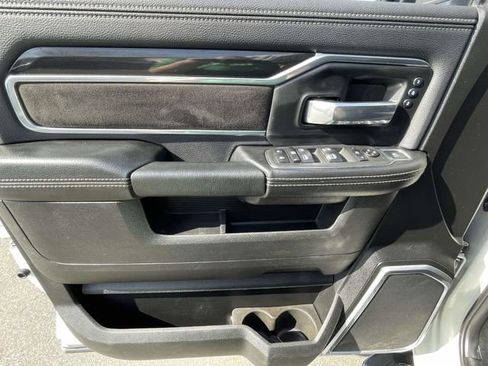 Used 2021 RAM 3500 Laramie AWD/4WD image 17