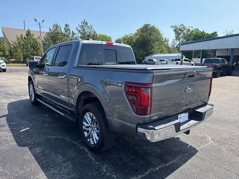 Used 2025 Ford F150 Lariat w/ Equipment Group 502A High AWD/4WD image 21