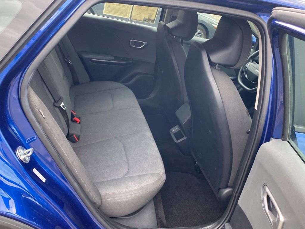 Used 2025 Kia K4 FWD image 15