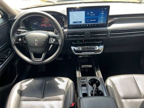 Used 2025 Lincoln Corsair Grand Touring AWD/4WD image 25