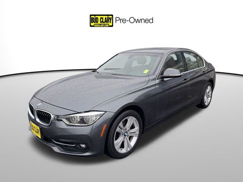 Used 2017 BMW 330i Sedan image 1