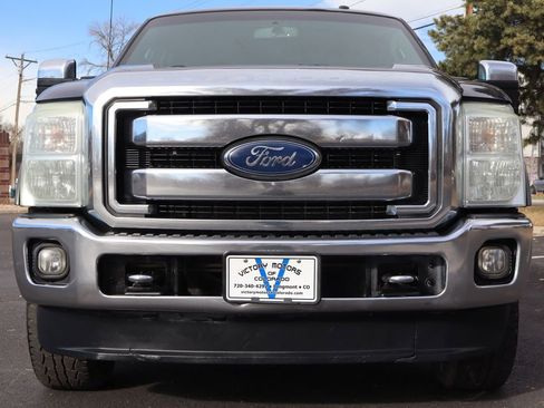 Used 2015 Ford F250 Lariat w/ Lariat Ultimate Package image 13