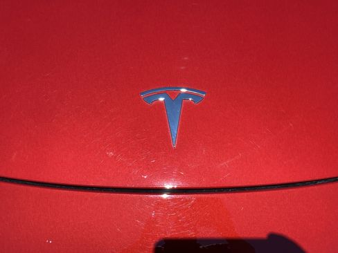 Used 2023 Tesla Model Y Long Range AWD/4WD image 25