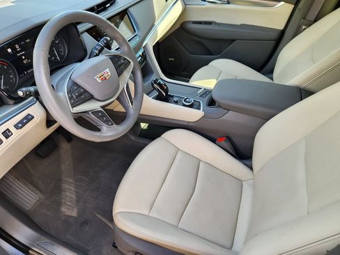 Used 2024 Cadillac XT5 Premium Luxury w/ Technology Package FWD image 16