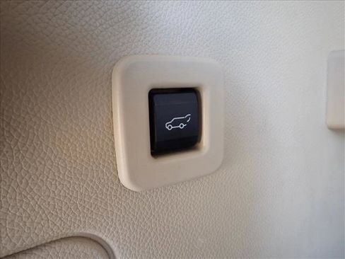 Used 2014 Ford Expedition EL XLT w/ Equipment Group 202A image 10