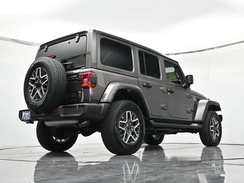 New 2026 Jeep Wrangler Unlimited Sahara image 43