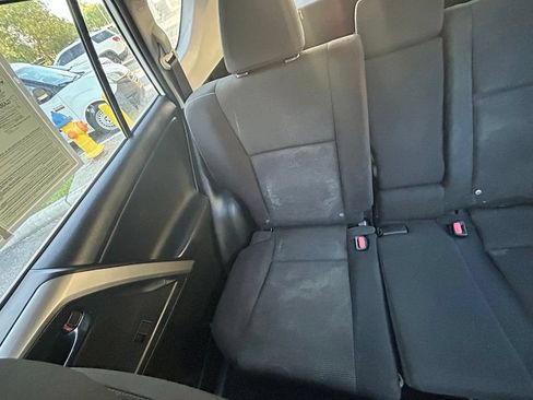 Used 2016 Toyota RAV4 XLE FWD image 12