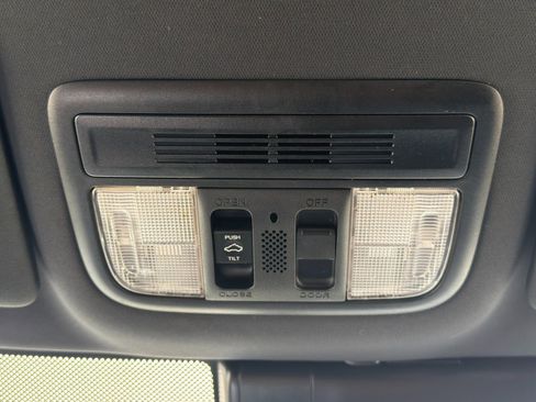 Used 2021 Honda Civic EX image 29