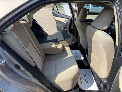 Used 2016 Toyota Corolla LE image 35