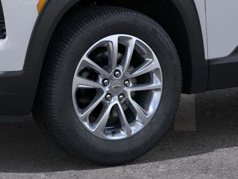 New 2026 Chevrolet TrailBlazer LS w/ LS Convenience Package FWD image 9