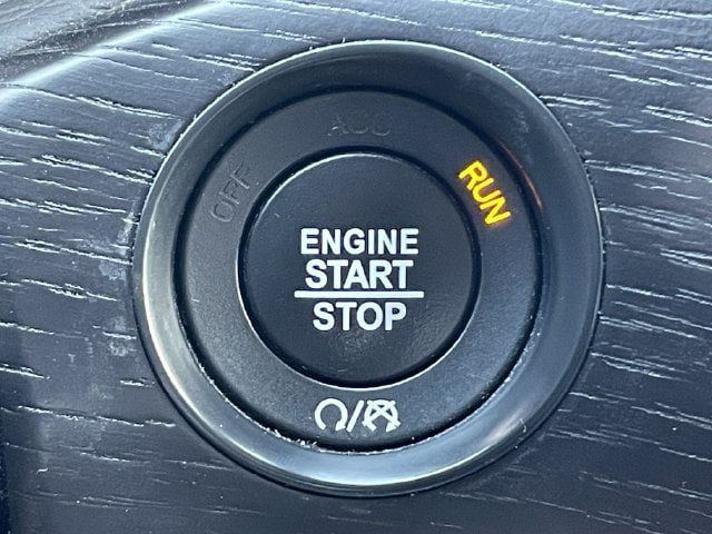 Used 2020 Jeep Grand Cherokee High Altitude AWD/4WD image 23