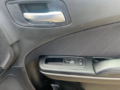 Used 2023 Dodge Charger SXT RWD image 18