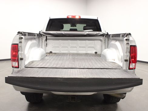 Used 2018 RAM 2500 Tradesman w/ Chrome Appearance Group AWD/4WD image 16