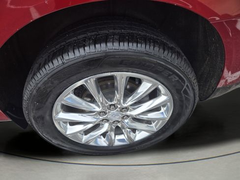 Used 2021 Buick Enclave Premium w/ Surround and Sites Package AWD/4WD image 27