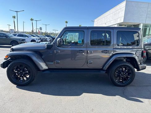 Certified 2021 Jeep Wrangler Unlimited Sahara AWD/4WD image 4
