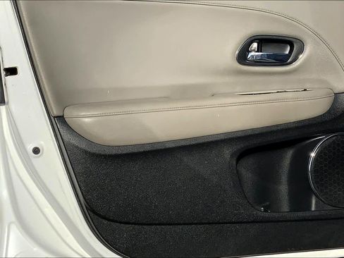 Used 2018 Honda HR-V EX-L image 21