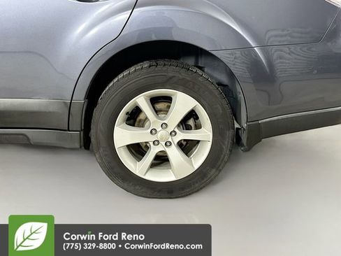 Used 2014 Subaru Outback 2.5i Premium image 28