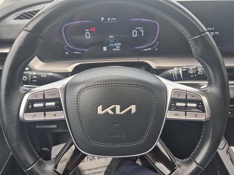 Used 2025 Kia Telluride S AWD/4WD image 14