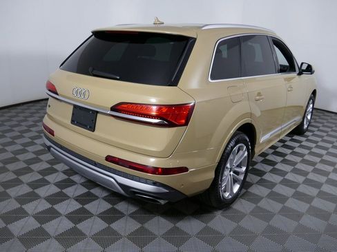 Used 2025 Audi Q7 3.0T Premium Plus image 3
