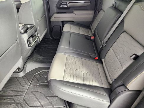New 2026 Chevrolet Silverado 1500 ZR2 w/ LPO, Dark Essentials Package AWD/4WD image 22