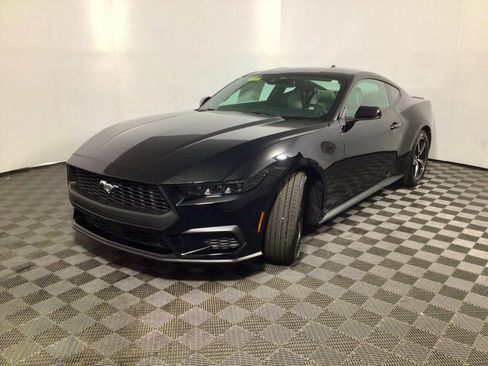 New 2025 Ford Mustang Premium image 7