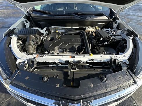 Certified 2024 Chevrolet Equinox LT image 28