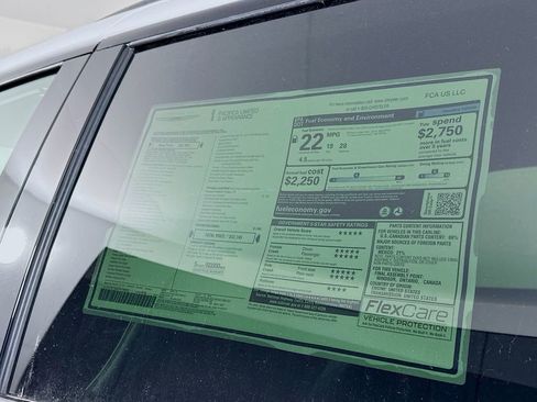 New 2026 Chrysler Pacifica Limited w/ S Appearance Package FWD image 12