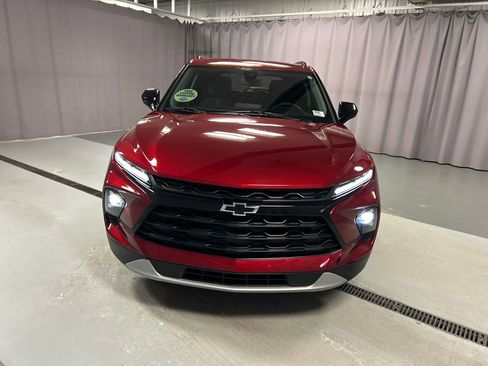 Used 2023 Chevrolet Blazer LT w/ Convenience Package AWD/4WD image 2