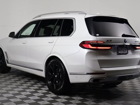 Certified 2026 BMW X7 xDrive40i w/ Premium Package image 6