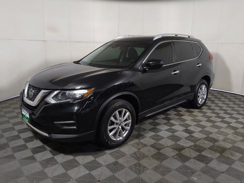 Used 2020 Nissan Rogue S w/ Special Edition Package AWD/4WD image 2