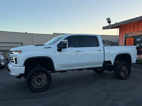 Used 2021 Chevrolet Silverado 3500 High Country AWD/4WD image 5