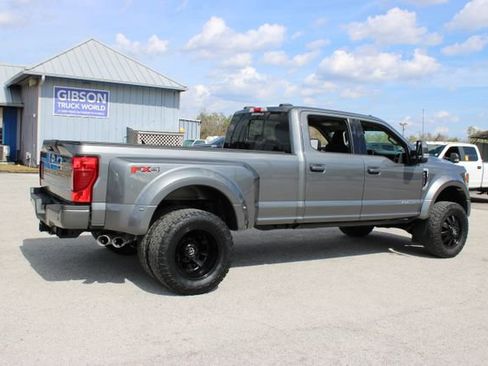 Used 2022 Ford F450 XLT w/ FX4 Off-Road Package image 13