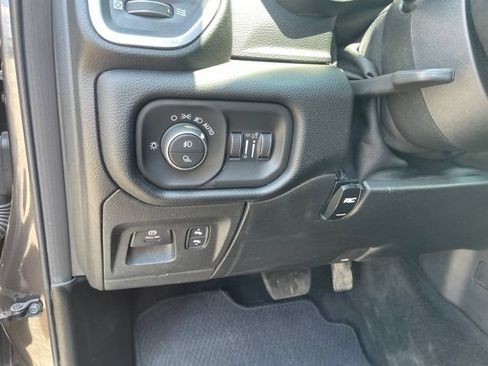 Used 2021 RAM 1500 Laramie AWD/4WD image 29