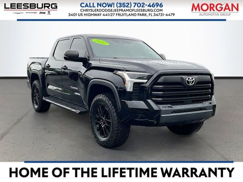 Used 2022 Toyota Tundra SR5 w/ SR5 Convenience Package image 1