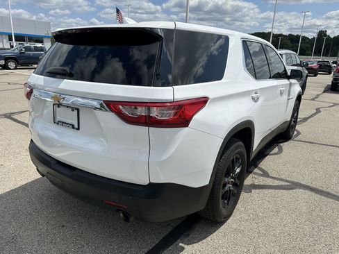 Used 2019 Chevrolet Traverse LS FWD image 7