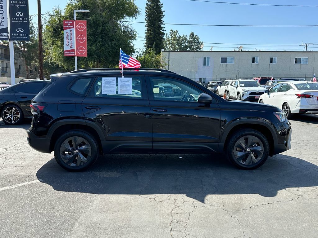Used 2025 Volkswagen Taos S FWD image 8