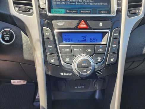 Used 2014 Hyundai Elantra GT w/ Option Group 03 FWD image 22