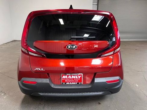 Used 2020 Kia Soul LX FWD image 4