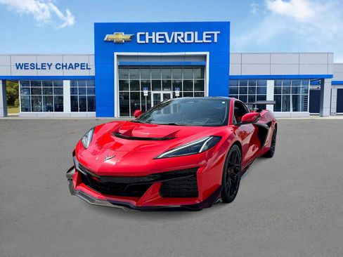 Used 2025 Chevrolet Corvette ZR1 w/ ZR1 Carbon Fiber Aero Package RWD image 1