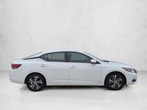 Used 2023 Nissan Sentra SV image 4