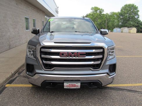 Used 2019 GMC Sierra 1500 SLE w/ SLE Value Package AWD/4WD image 2