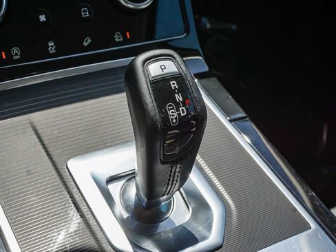 Used 2020 Land Rover Range Rover Evoque S AWD/4WD image 22