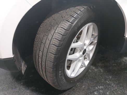 Used 2024 Ford Edge SEL image 62