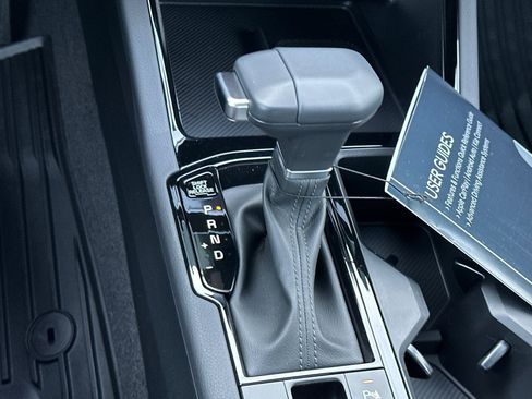 New 2025 Kia K5 EX image 17