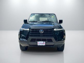 Used 2025 Lexus GX 550 w/ Accessory Package (2T) AWD/4WD video 2