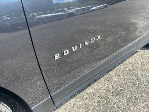 Used 2022 Chevrolet Equinox LT image 11