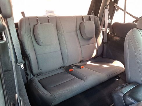 Used 2021 Jeep Wrangler Sport S image 14