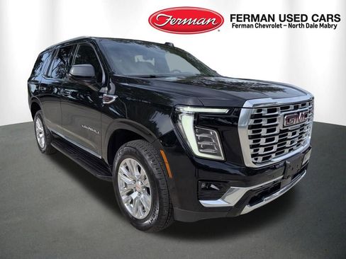 Used 2025 GMC Yukon Denali AWD/4WD image 1