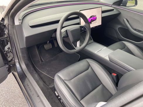 Used 2024 Tesla Model 3 RWD image 8