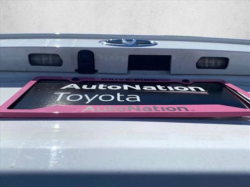 Used 2025 Toyota RAV4 XLE FWD image 7